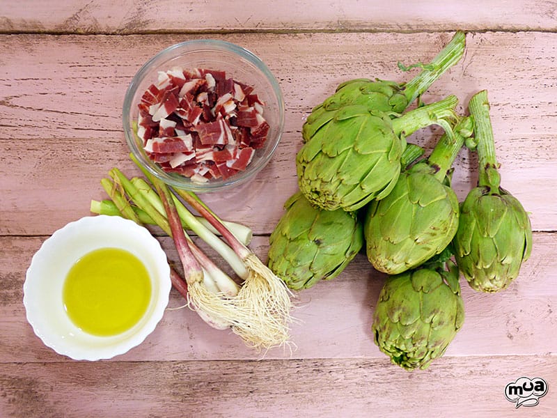 Alcachofas salteadas con jamón