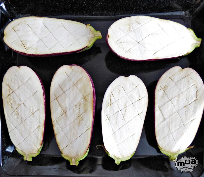 Berejenas rellenas de atún