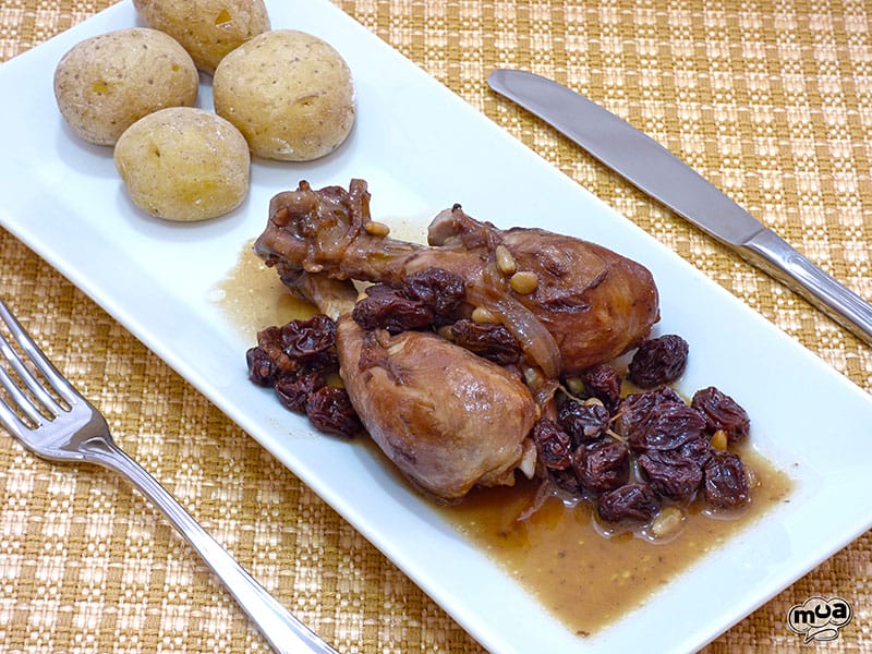 Pollo con pasas