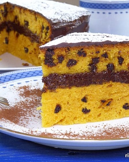 Bizcocho de calabaza relleno de chocolate